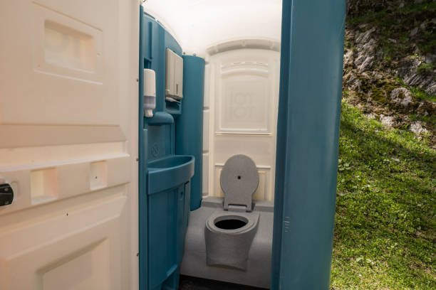 Best High-end porta potty rental  in Covelo, CA