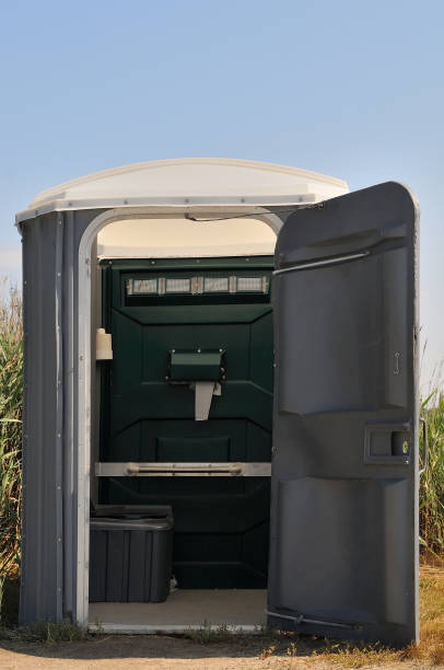 Best Portable bathroom rental  in Covelo, CA